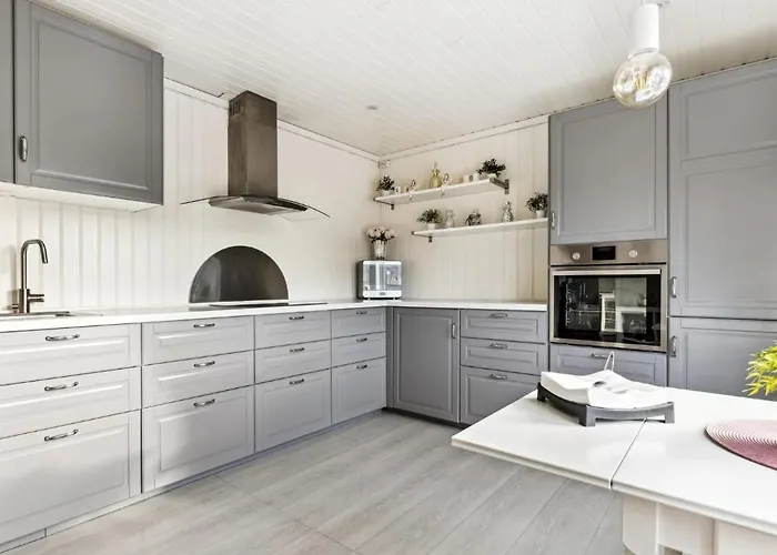 Spacious 3-bedroom With Balcony And Free Parking Orkland Near Trondheim * Fannrem