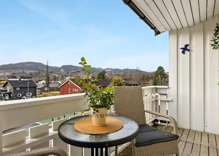 Spacious 3-bedroom With Balcony And Free Parking Orkland Near Trondheim * Fannrem